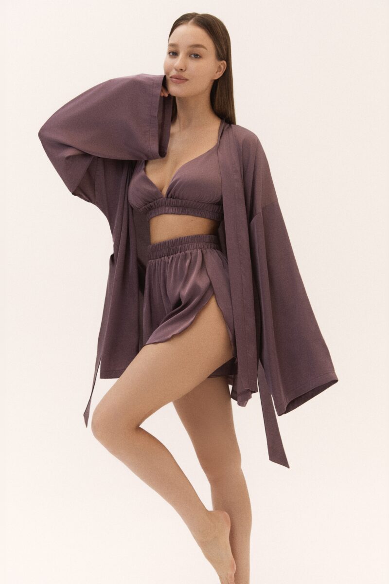 Изображение товара: Trio set «Premium silk by Mimi»: костюм для дома в цвете мокко